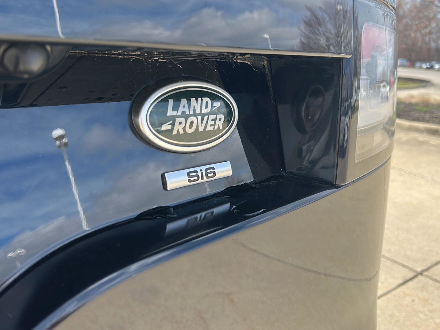 Used 2020 Land Rover Discovery SE AWD/4WD image 9