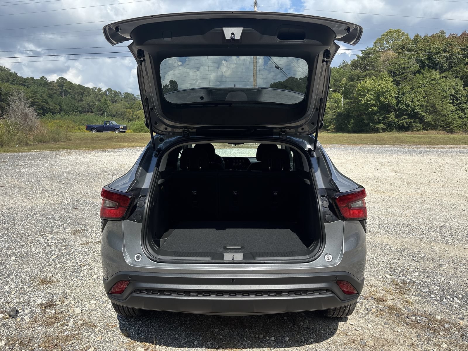 New 2026 Chevrolet Trax LS w/ LS Convenience Package FWD image 25