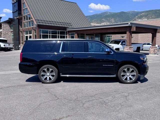 Used 2019 Chevrolet Suburban Premier AWD/4WD image 4