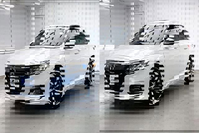 Used 2020 Honda Accord Sport image 2