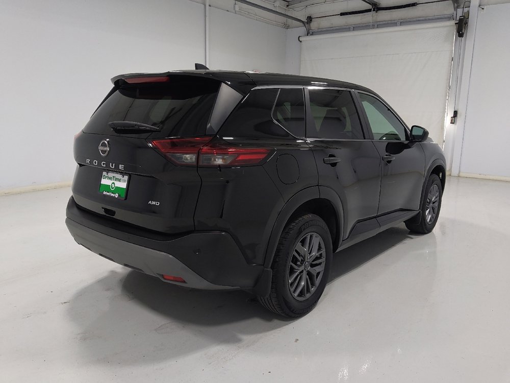 Used 2023 Nissan Rogue S image 9