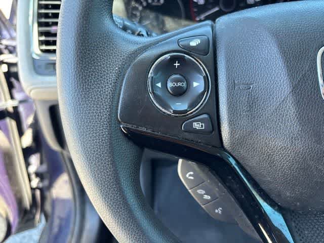 Used 2017 Honda HR-V EX image 11