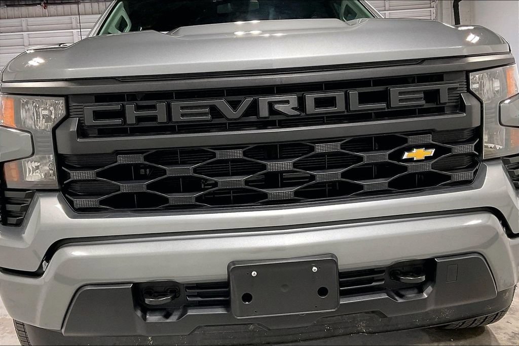 Used 2026 Chevrolet Silverado 1500 Custom RWD image 35