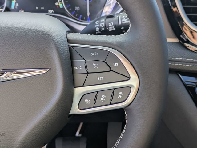 New 2026 Chrysler Pacifica Select image 18