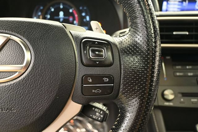 Used 2017 Lexus RC 200t F Sport RWD image 24