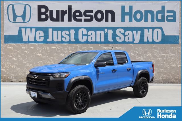 Used 2025 Chevrolet Colorado Trail Boss AWD/4WD image 1