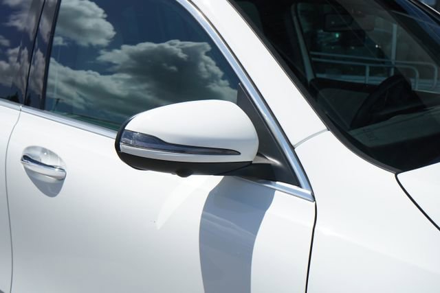 Used 2022 Mercedes-Benz GLB 250 4MATIC image 10