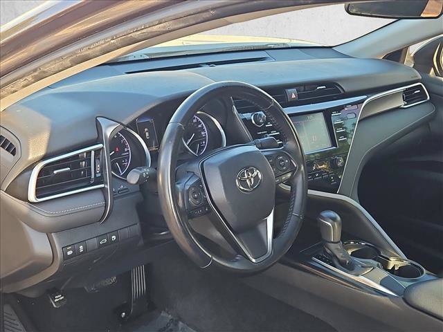 Used 2018 Toyota Camry SE FWD image 8