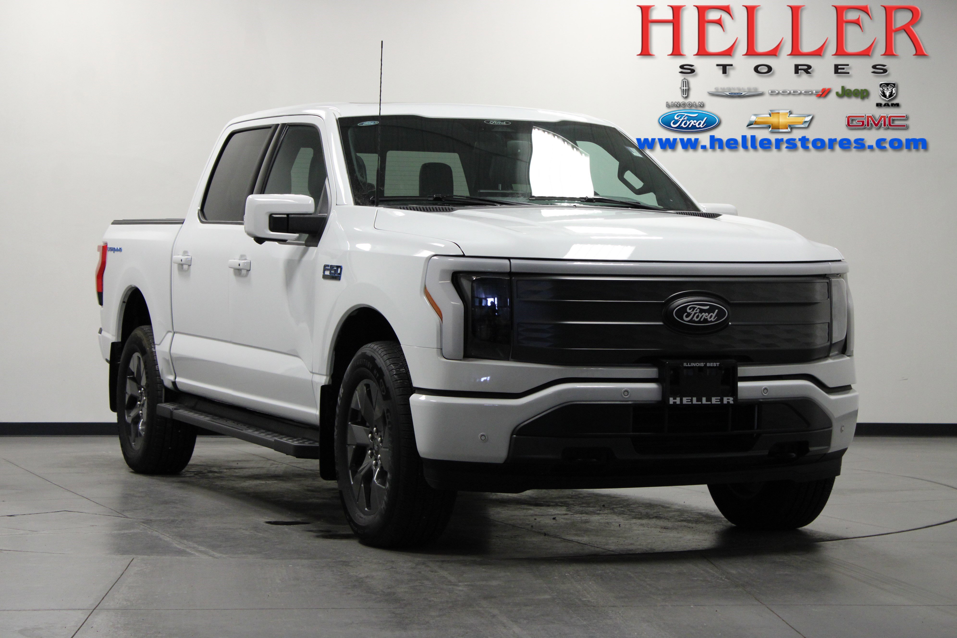 Used 2024 Ford F150 Lightning Lariat image 1