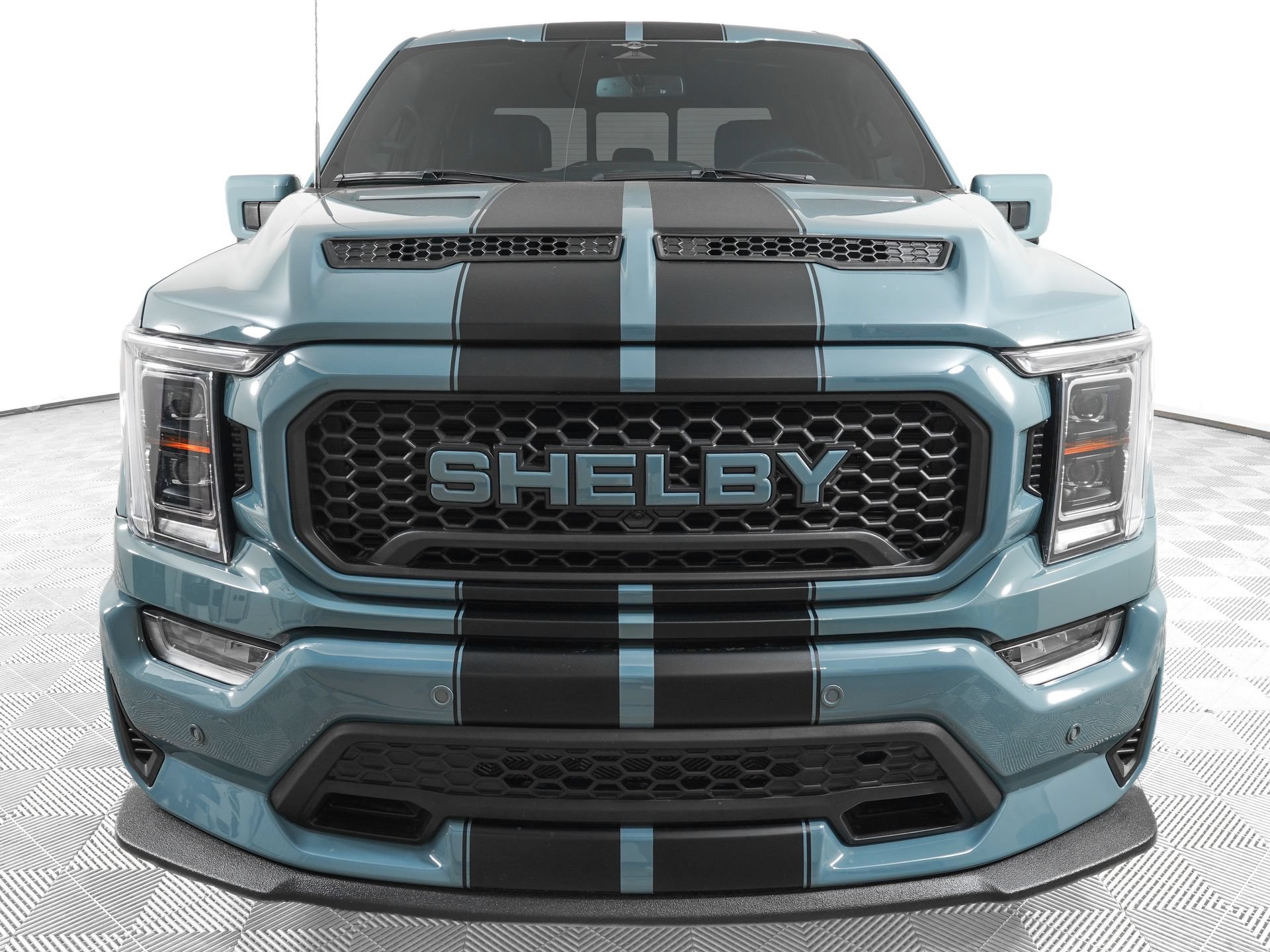 Used 2023 Ford F150 Lariat w/ Equipment Group 502A High AWD/4WD image 2