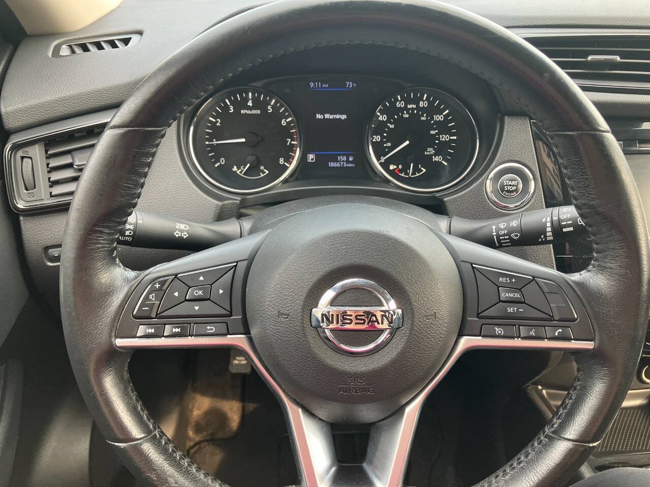Used 2020 Nissan Rogue SV FWD image 18