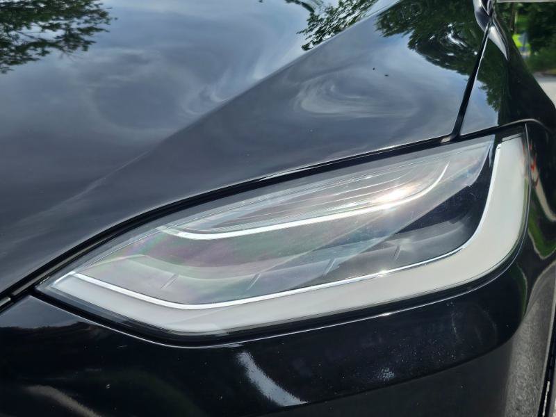 Used 2022 Tesla Model X AWD/4WD image 28
