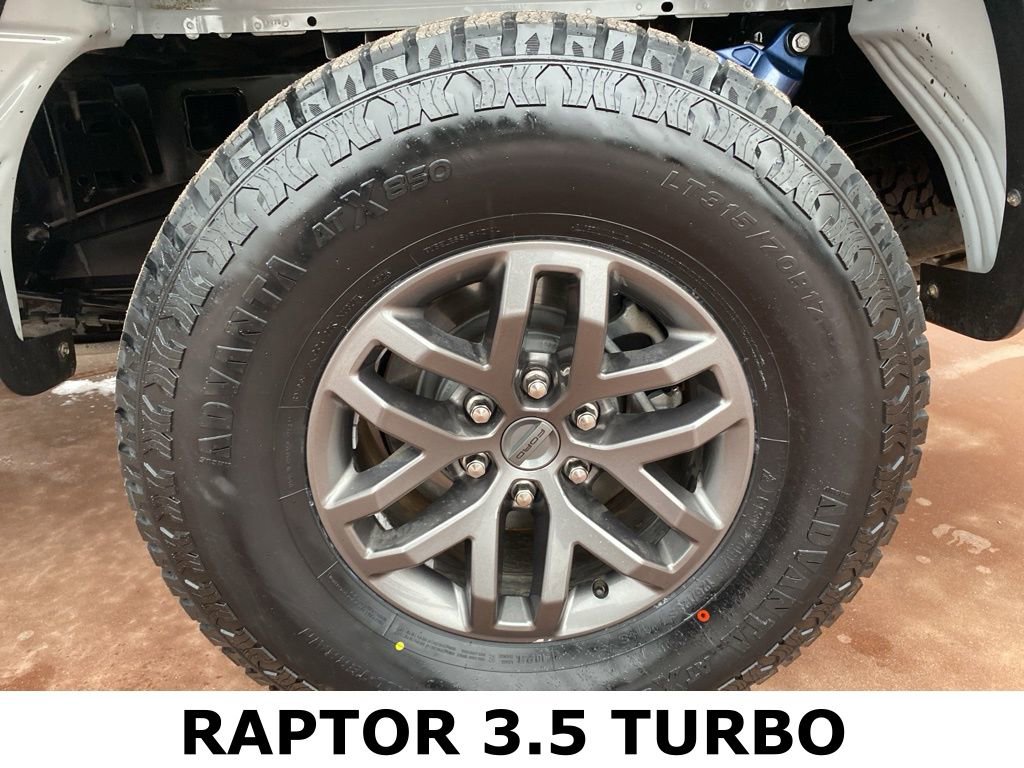 Used 2017 Ford F150 Raptor w/ Equipment Group 802A Luxury image 43