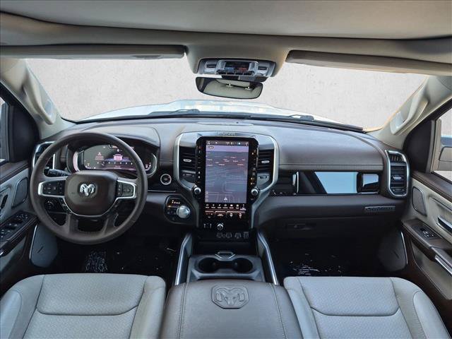 Used 2025 RAM 1500 Laramie AWD/4WD image 18