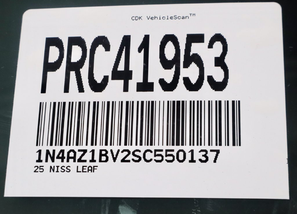 Used 2025 Nissan Leaf S FWD image 33