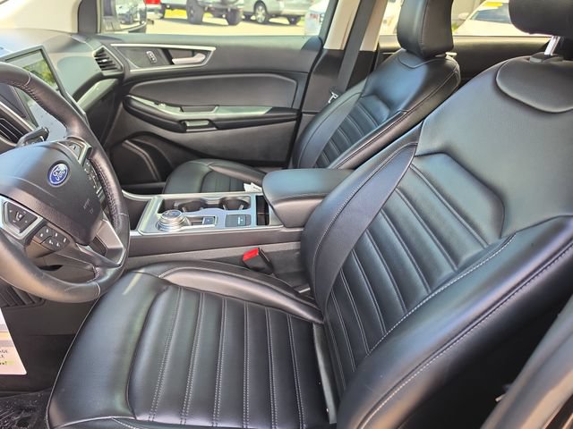 Used 2023 Ford Edge SEL AWD/4WD image 16