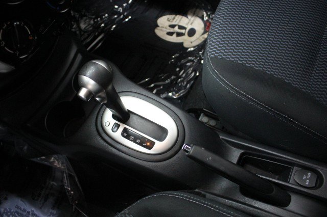 Used 2015 Nissan Versa Note SV image 16