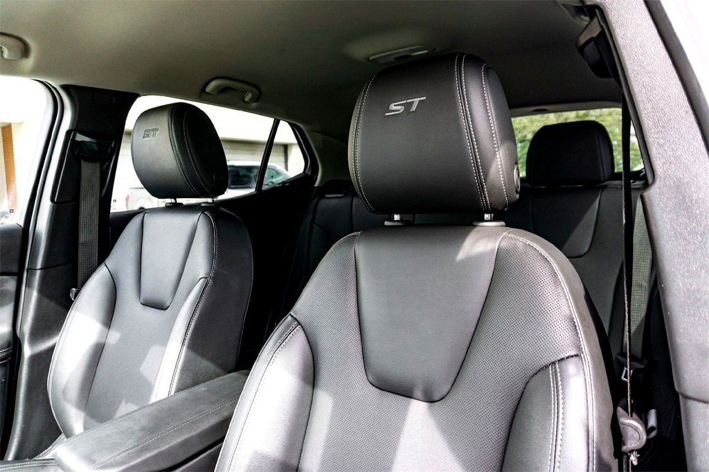 Used 2024 Buick Encore GX Sport Touring image 13