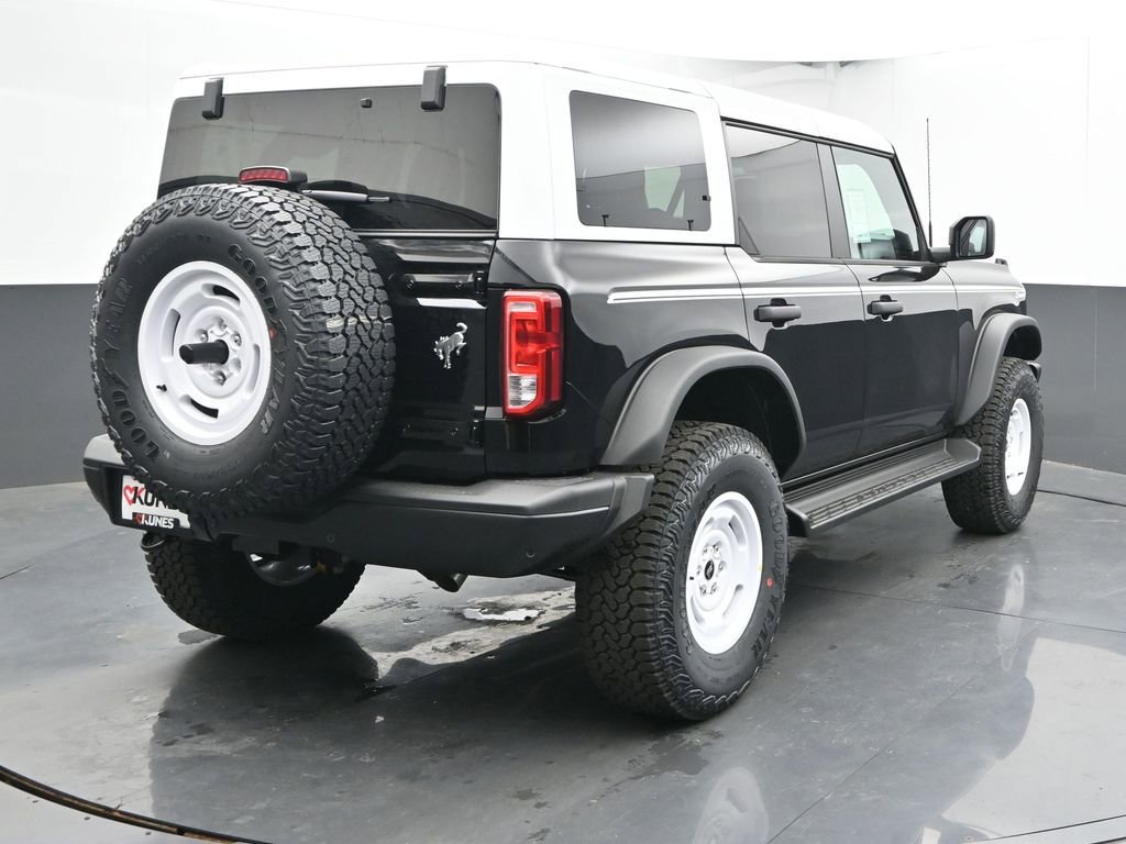 New 2025 Ford Bronco Heritage Edition image 9