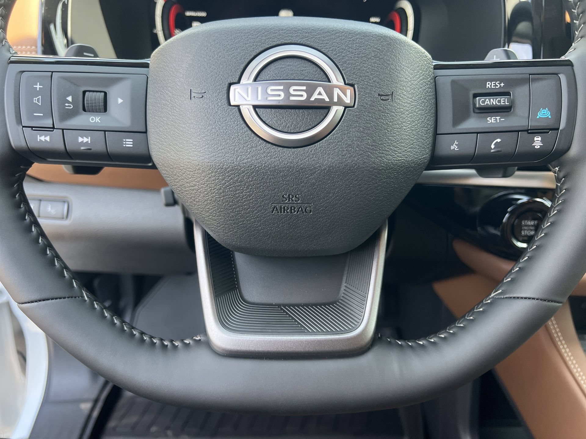 New 2026 Nissan Pathfinder Platinum FWD image 9