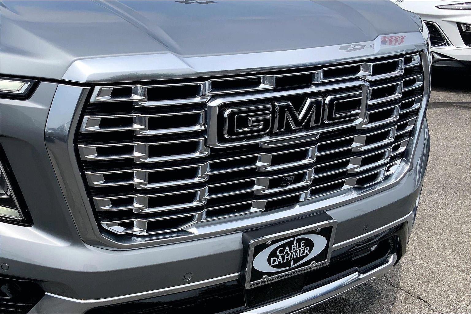 Used 2025 GMC Yukon Denali w/ Denali Reserve Package AWD/4WD image 29