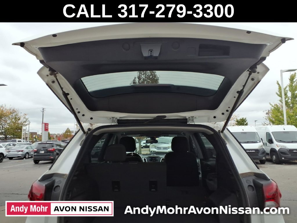Used 2022 Chevrolet Equinox LS AWD/4WD image 11