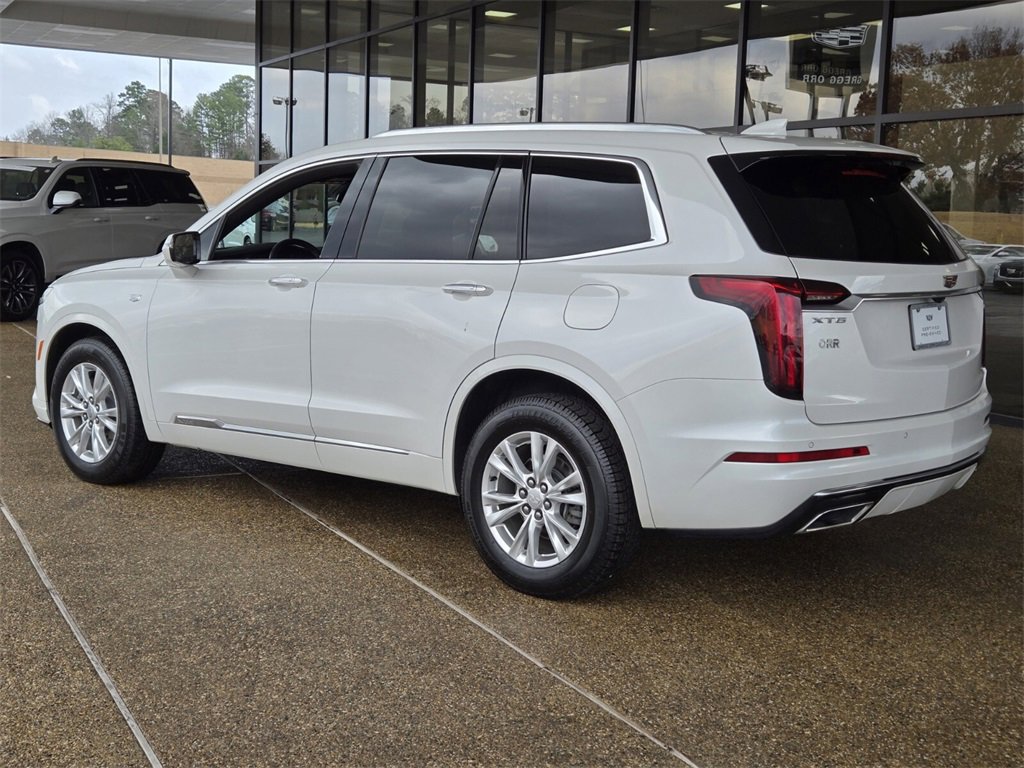 Used 2021 Cadillac XT6 Luxury image 4