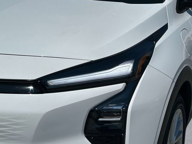 New 2027 Chevrolet Bolt LT w/ Comfort Package FWD image 9