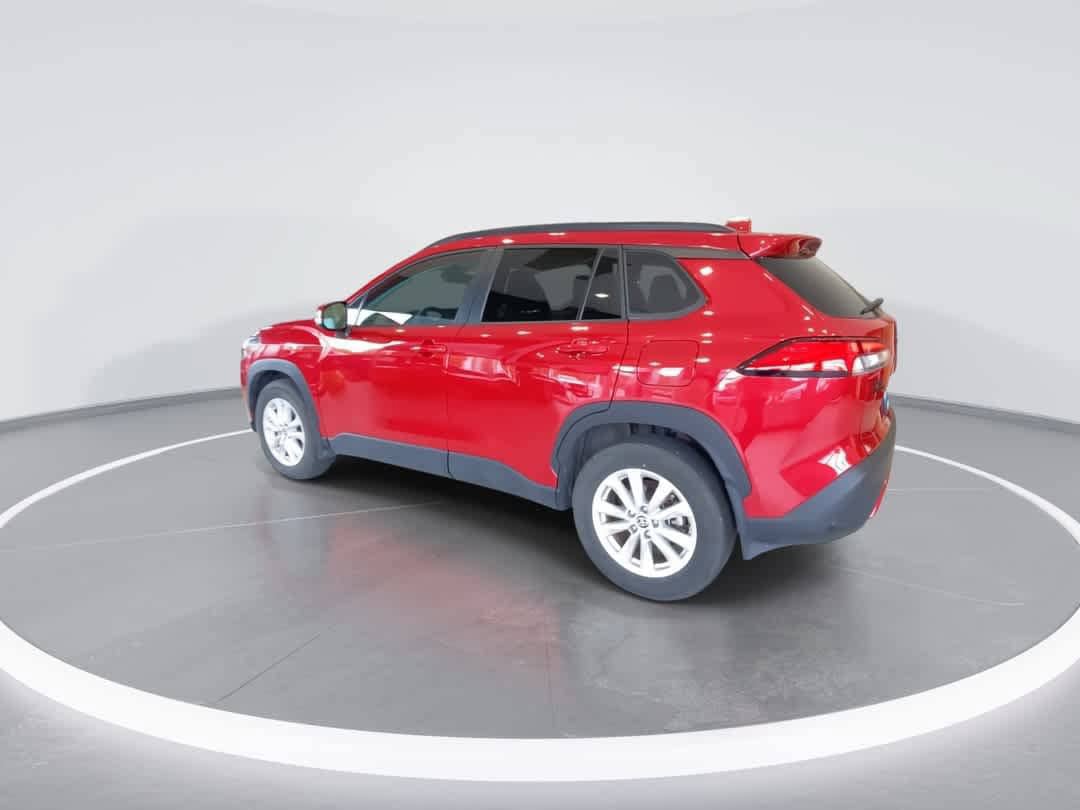 Used 2024 Toyota Corolla Cross LE AWD/4WD image 6