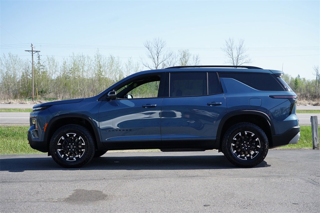 Used 2024 Chevrolet Traverse Z71 image 6