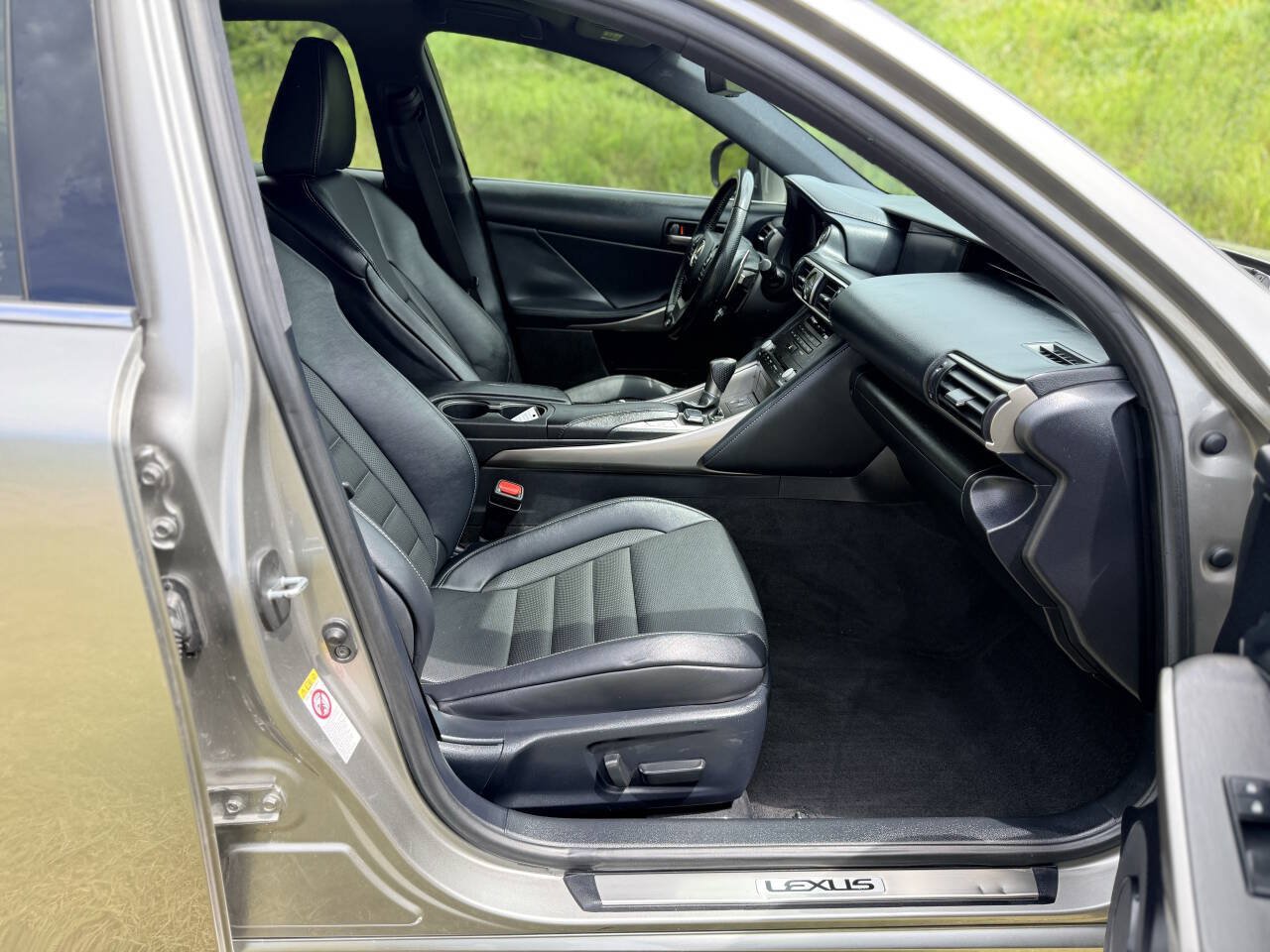 Used 2019 Lexus IS 350 F Sport AWD/4WD image 20