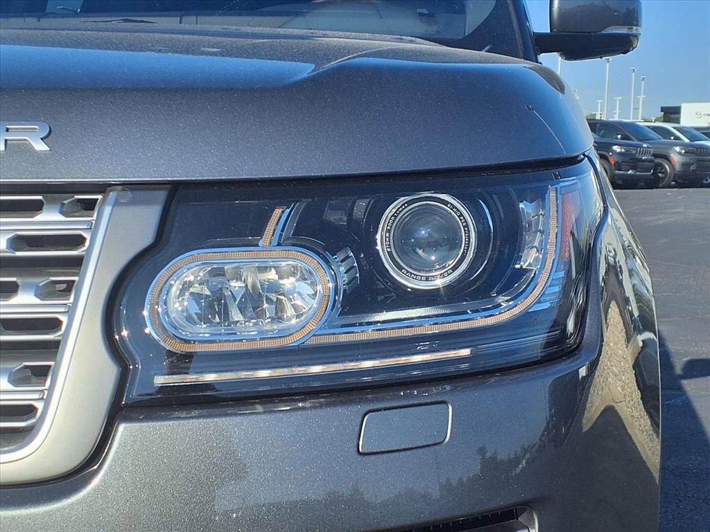 Used 2014 Land Rover Range Rover Supercharged image 23