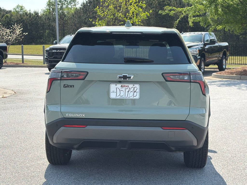 Used 2025 Chevrolet Equinox LT FWD image 6