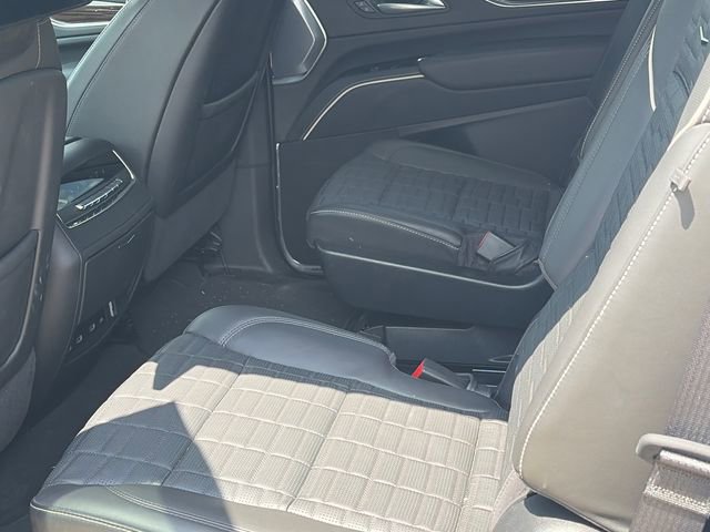 Used 2024 Cadillac Escalade Sport Platinum w/ LPO, ONYX Package image 12