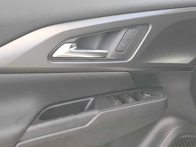 New 2026 Chevrolet Equinox EV LT w/ LPO, Blackout Package image 20