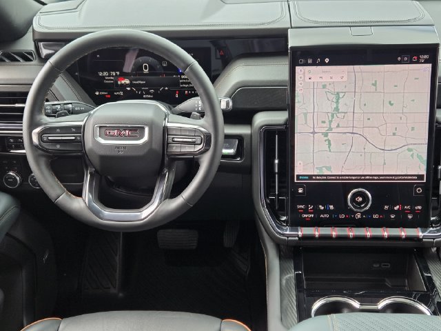Used 2025 GMC Yukon AT4 w/ AT4 Premium Package AWD/4WD image 30