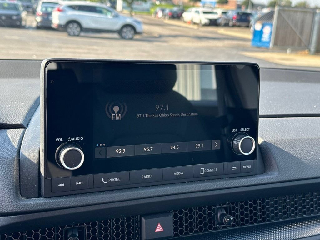 Used 2024 Honda CR-V LX image 19