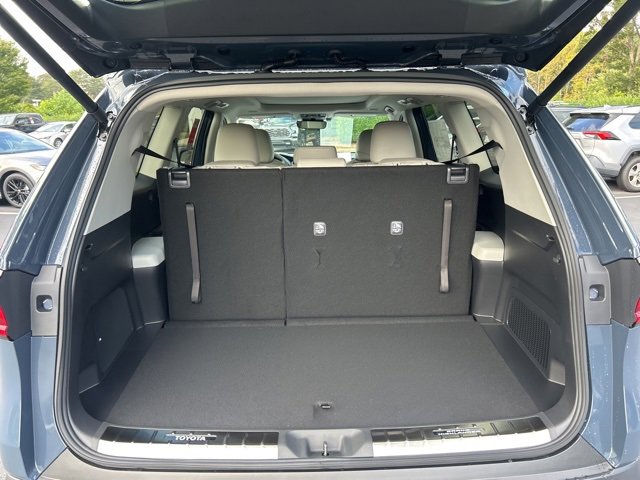 New 2026 Toyota Grand Highlander Limited image 8