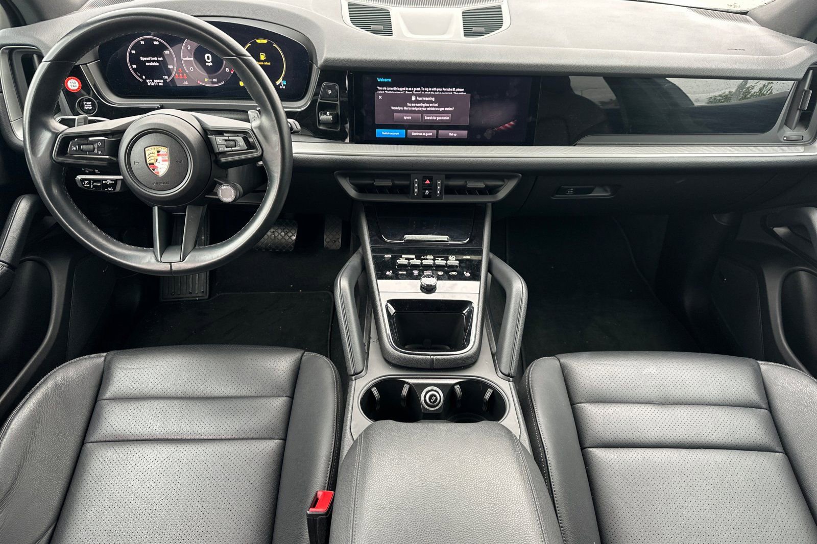 Used 2024 Porsche Cayenne image 15