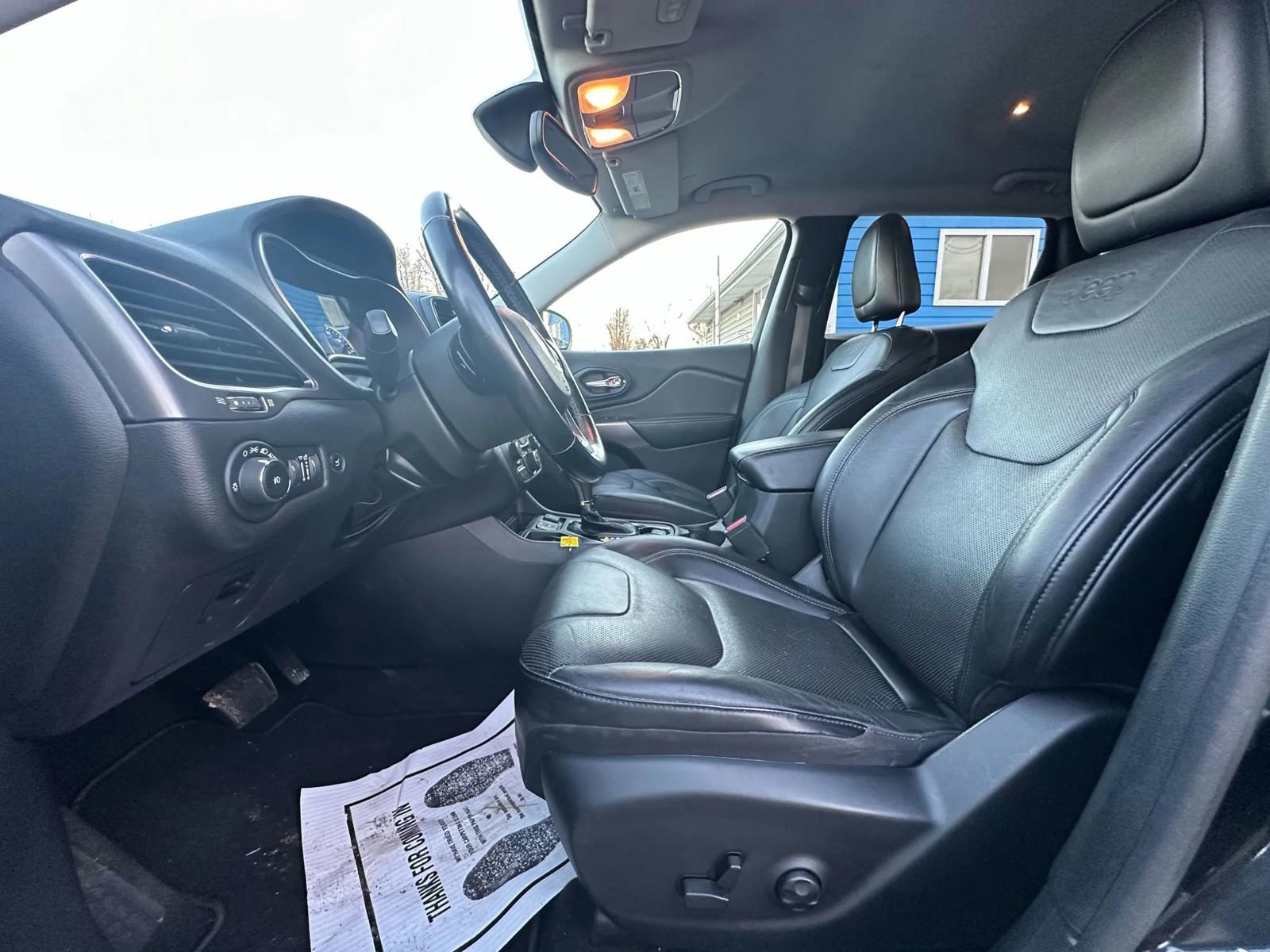 Used 2020 Jeep Cherokee Limited image 13