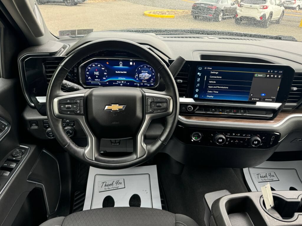 Used 2023 Chevrolet Silverado 1500 LT AWD/4WD image 22