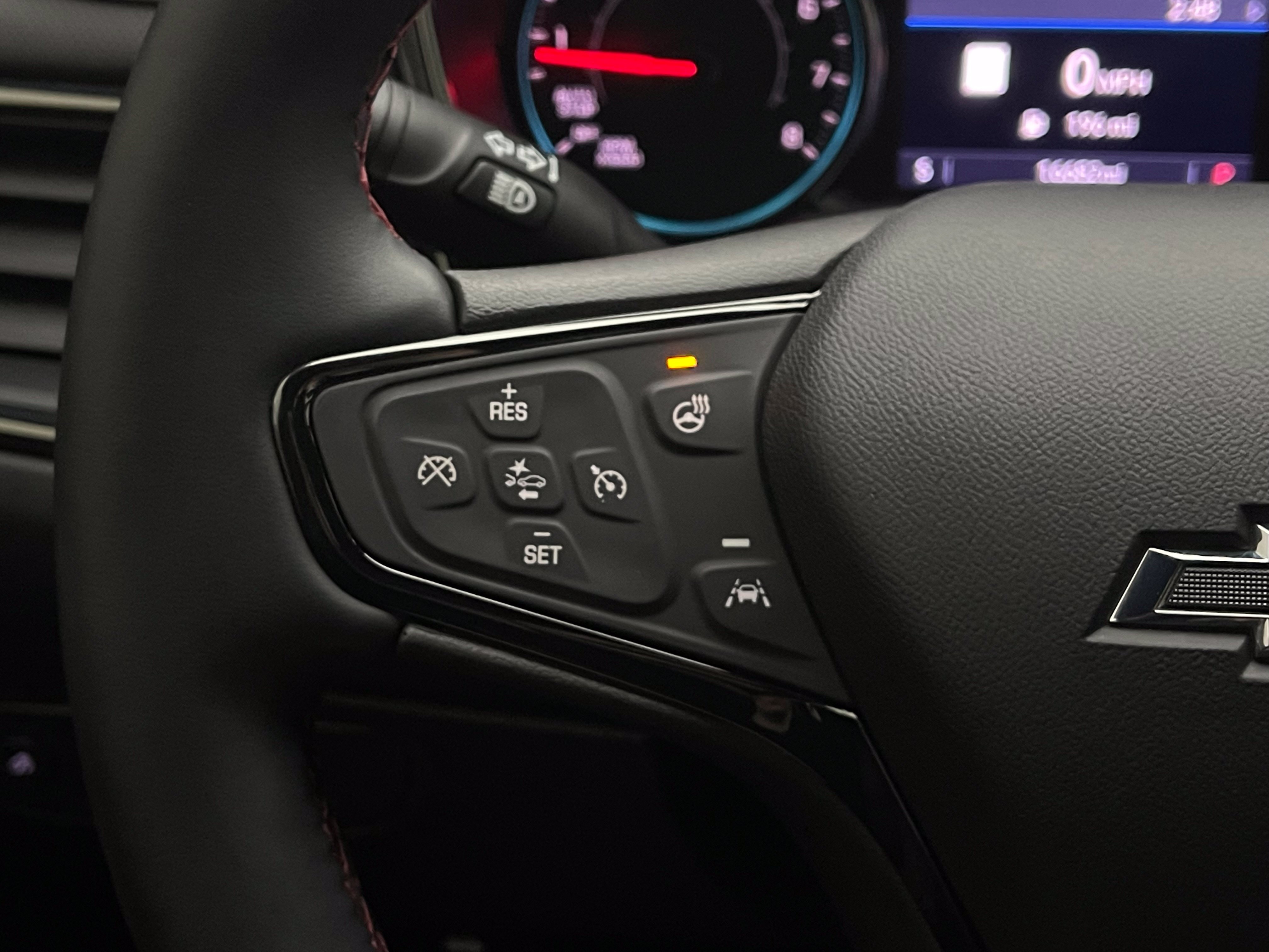 Used 2023 Chevrolet Equinox RS FWD image 23