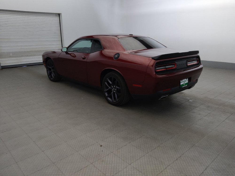 Used 2021 Dodge Challenger SXT w/ Blacktop Package RWD image 3
