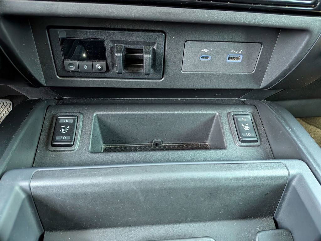 Used 2021 Nissan Titan PRO-4X w/ Pro-4x Convenience Package image 33