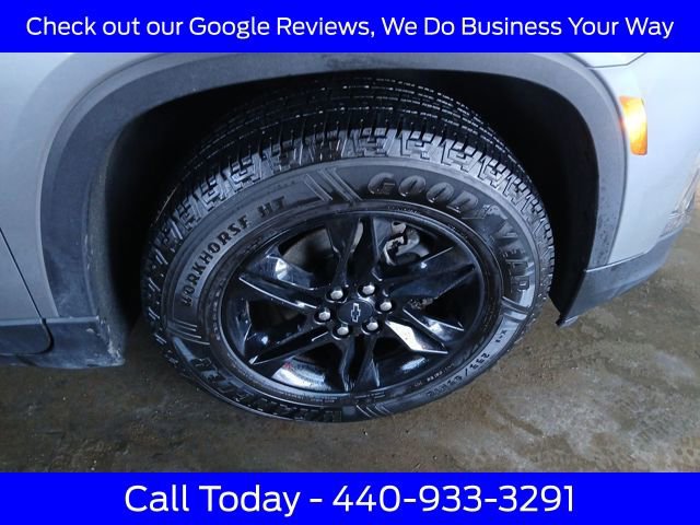 Used 2023 Chevrolet Traverse LS w/ Midnight/Sport Edition image 13