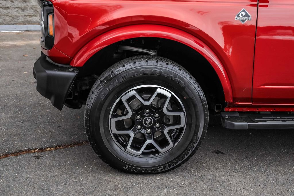 Used 2023 Ford Bronco Outer Banks image 11