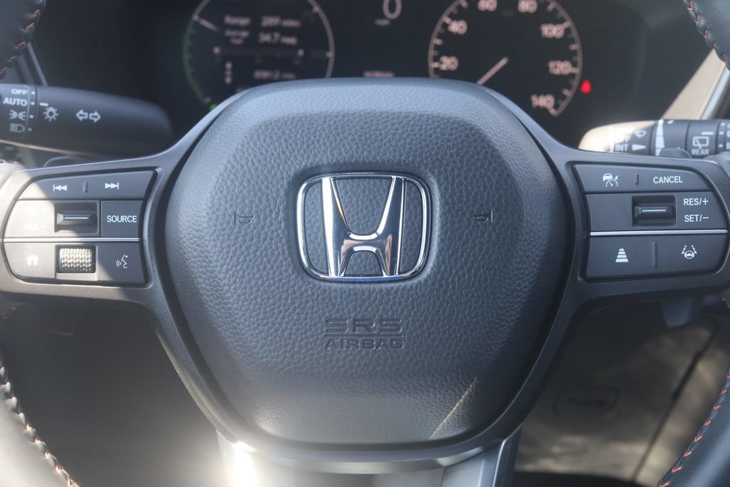 Used 2025 Honda CR-V Sport image 8
