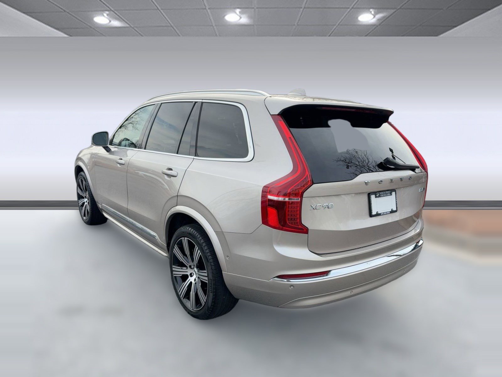 Certified 2023 Volvo XC90 B6 Ultimate image 3