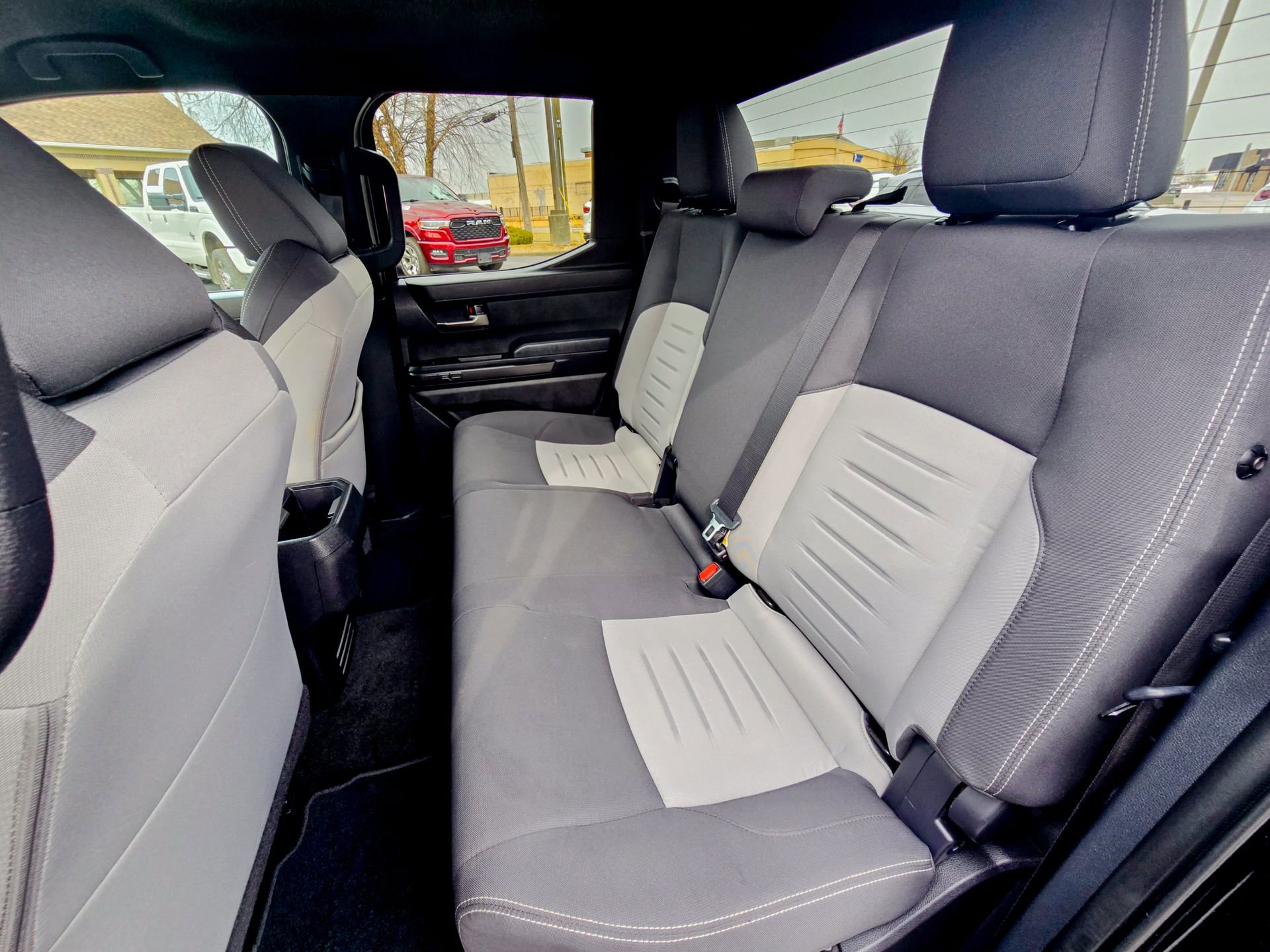 Used 2024 Toyota Tacoma TRD Off-Road image 32