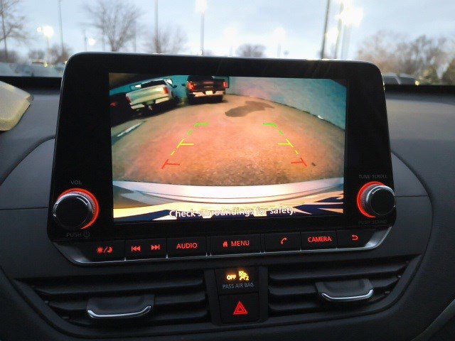 Used 2022 Nissan Altima 2.5 SV image 22